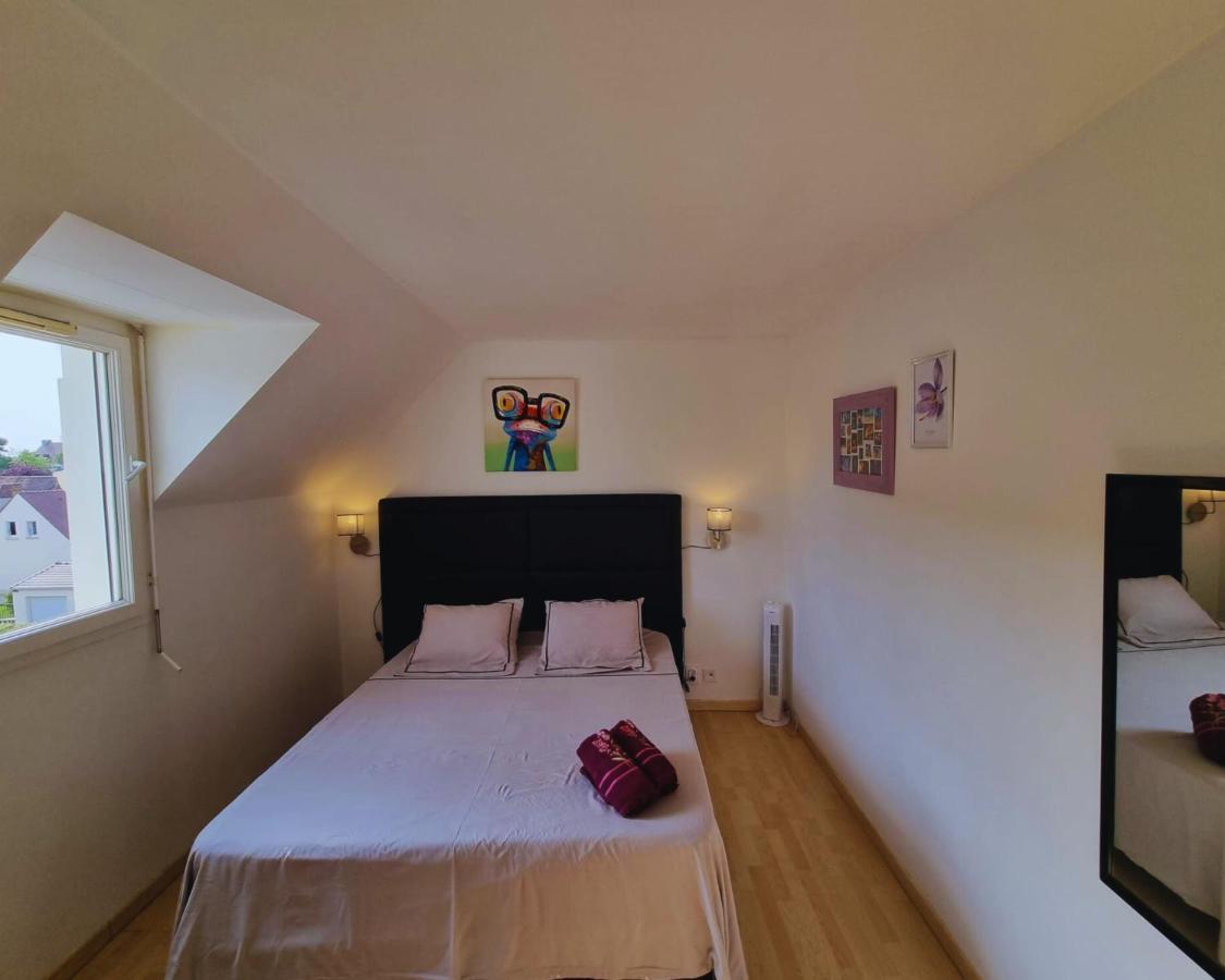 Appartement Cosy Centre Brie Comte Robert מראה חיצוני תמונה